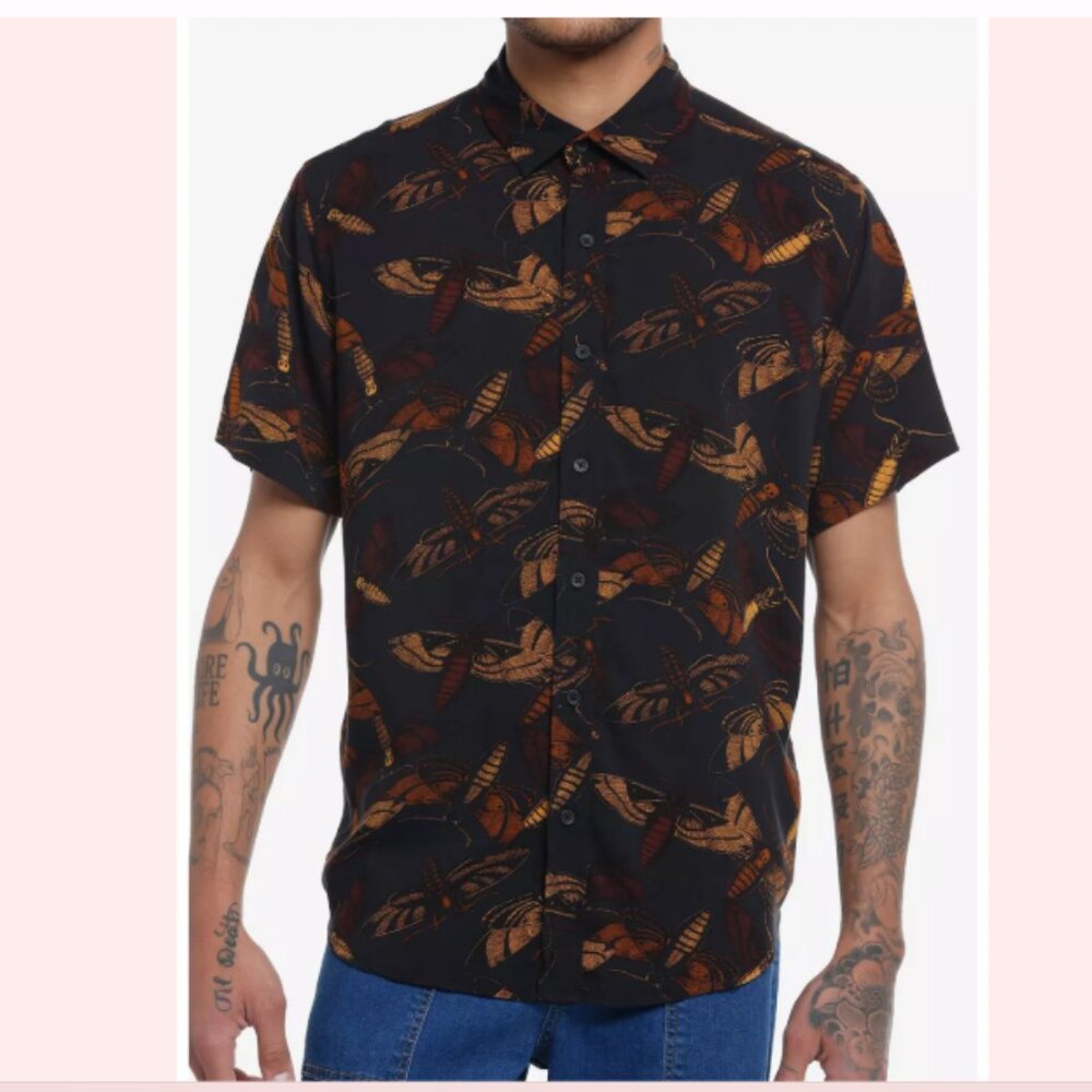 NEW MEN'S HOT TOPIC GRUNGE MOTH WOVEN BUTTON-UP SHIRT SZ M SKULLS